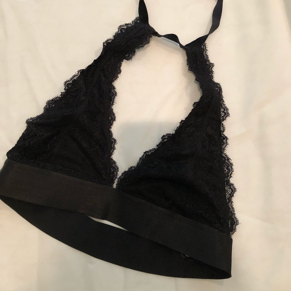 2 bras